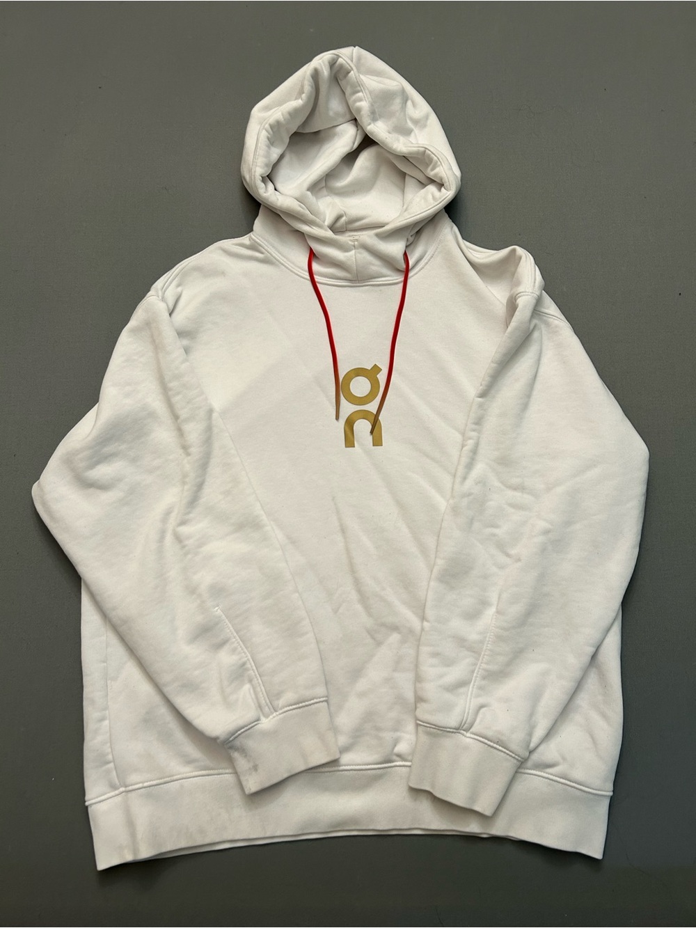 On Cloud Running White Hoodie Sweatshirt with Gold Details athletic